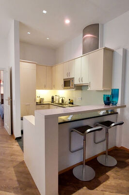 Inner City - Photo 17